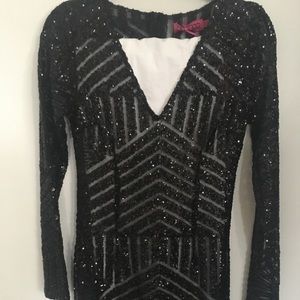 Black sheer sequins patterned gown size 6